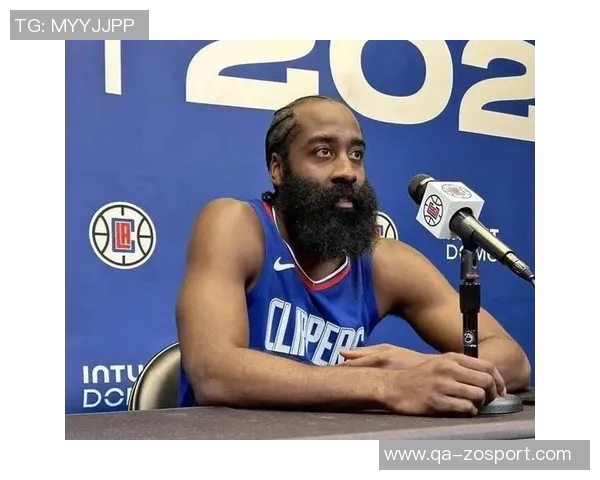 小卡称哈登在场上依旧如联盟明星般闪耀36岁状态依然出色 小卡称哈登在场上依旧如联盟明星般闪耀36岁状态依然出色