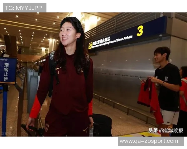 武汉女足上半场补时阶段失误被扳平浪费机会遭遇惩罚的教训