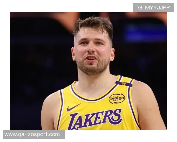 东契奇与格莱姆斯赛后互动频繁哈里森交易引发关注